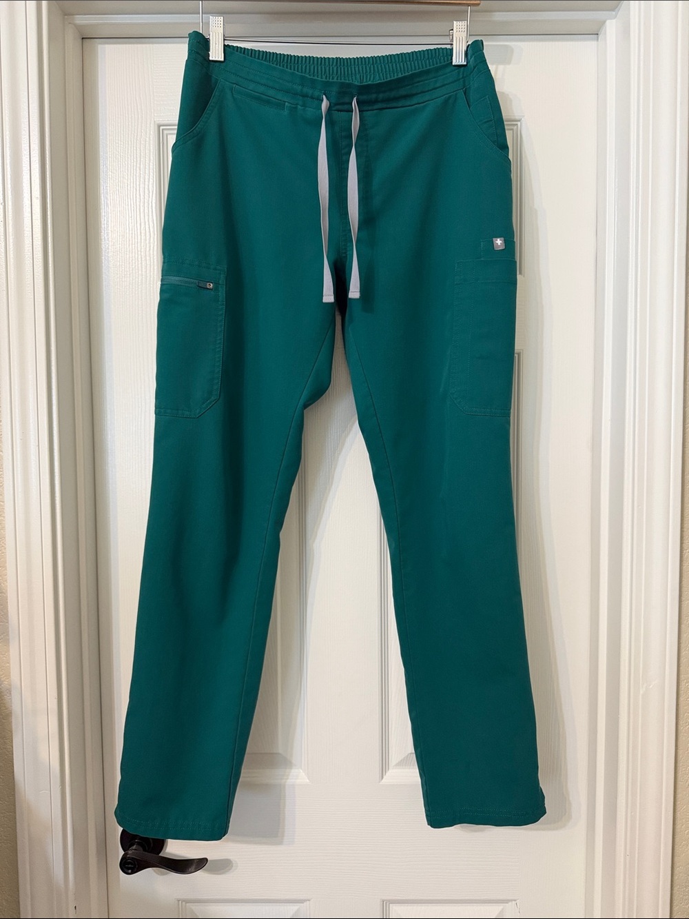 Figs Women's Hunter green Yolo skinny Drawstring Scrub pants